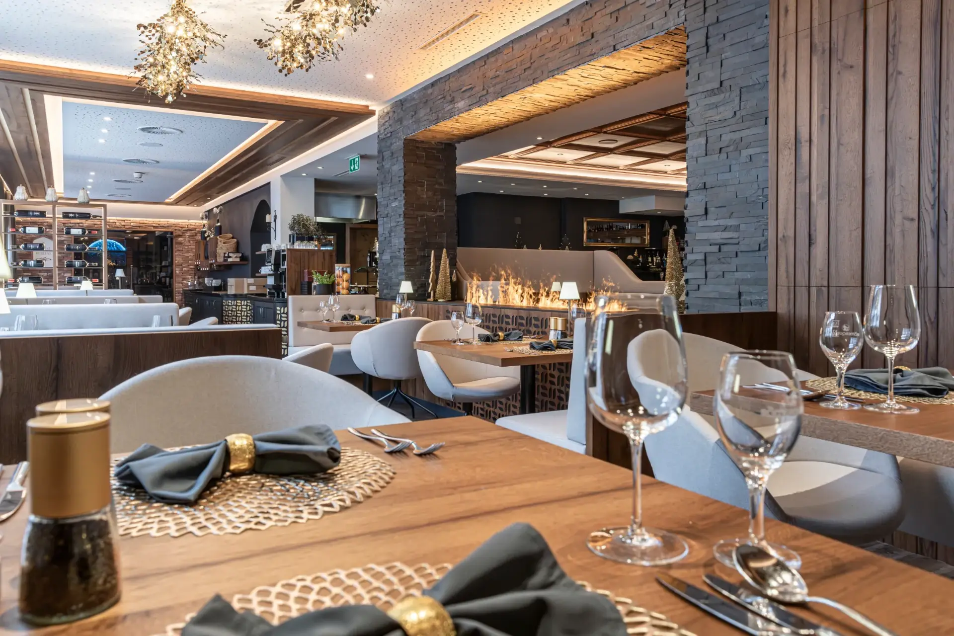 Restaurant Gramaser mit Kaminfeuer