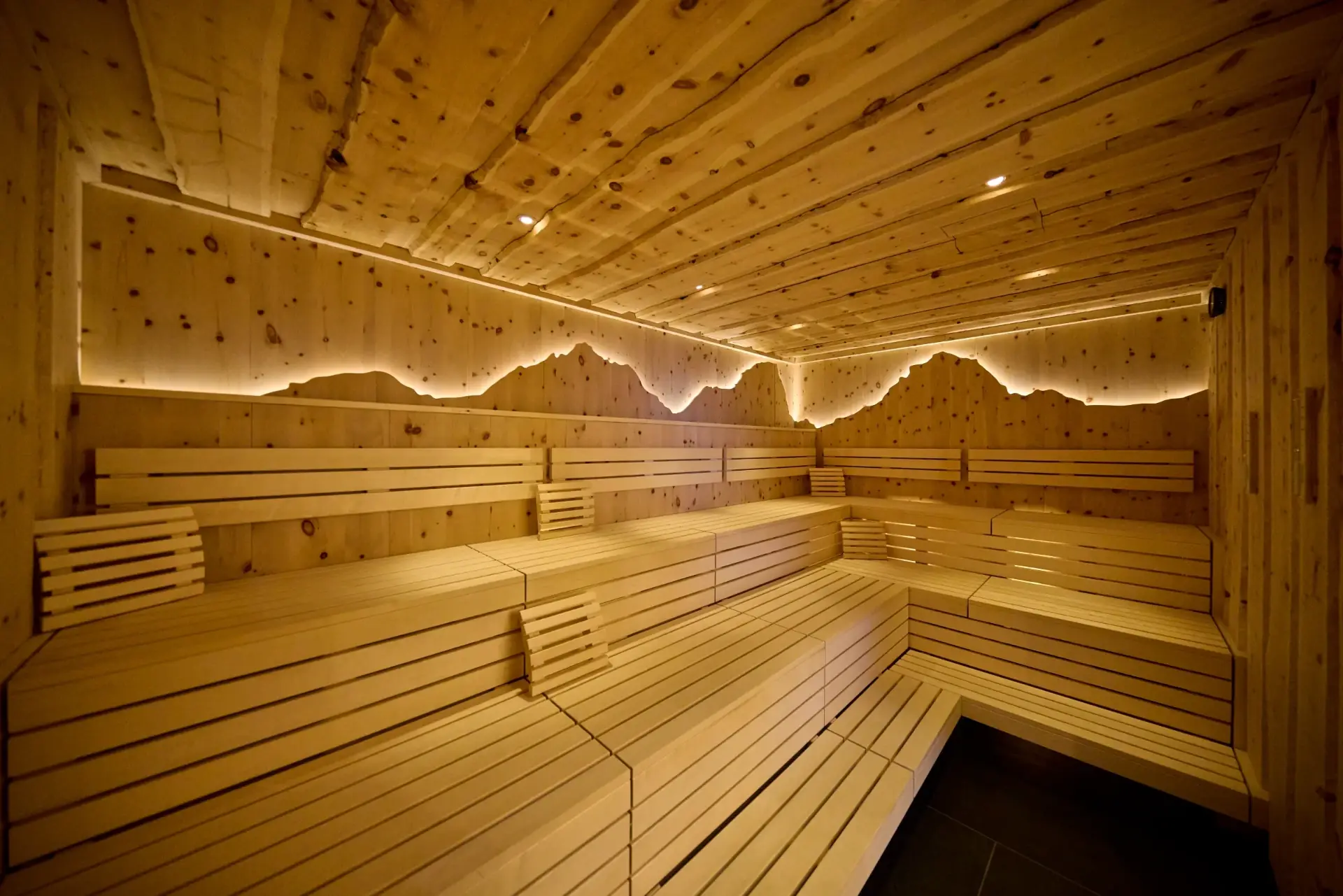 Zirbensauna in der Silvretta Therme Ischgl